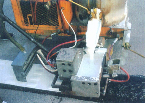 熱塑型標線設(shè)備